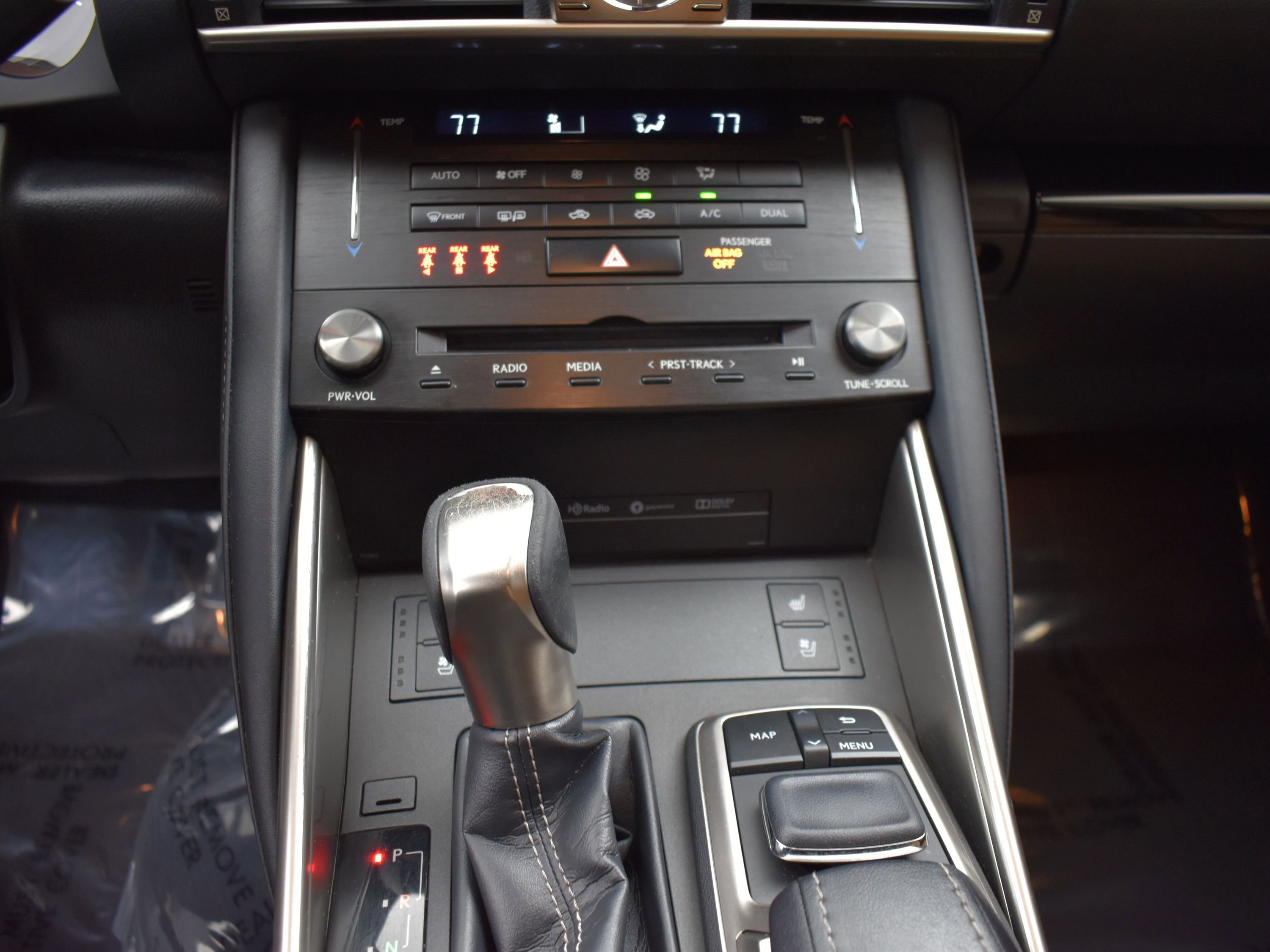 Used 2018 Lexus IS 300 AWD w/ Comfort Package image 8