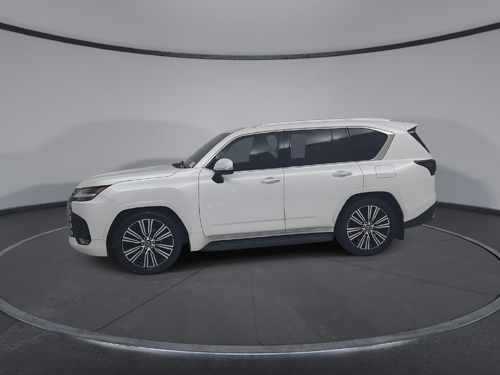 Used 2024 Lexus LX 600 4WD w/ Luxury Package image 8