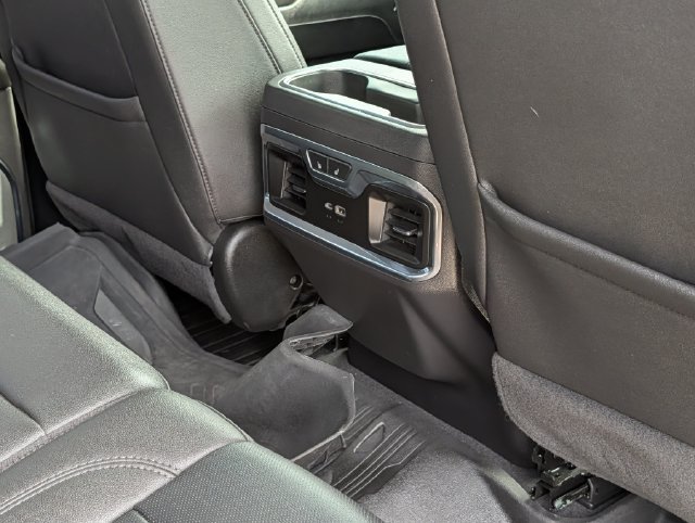 Used 2024 GMC Sierra 1500 SLT AWD/4WD image 31