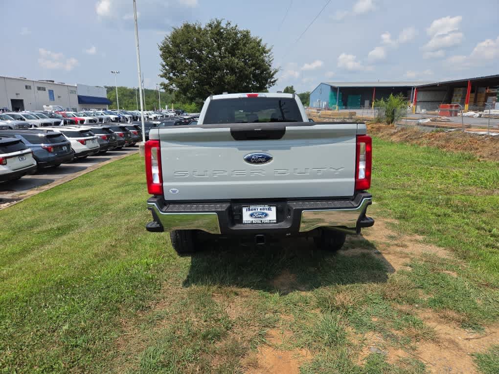 New 2026 Ford F350 XLT AWD/4WD image 4