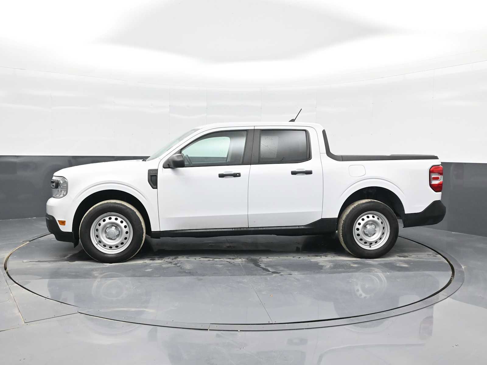 Used 2023 Ford Maverick XL image 5