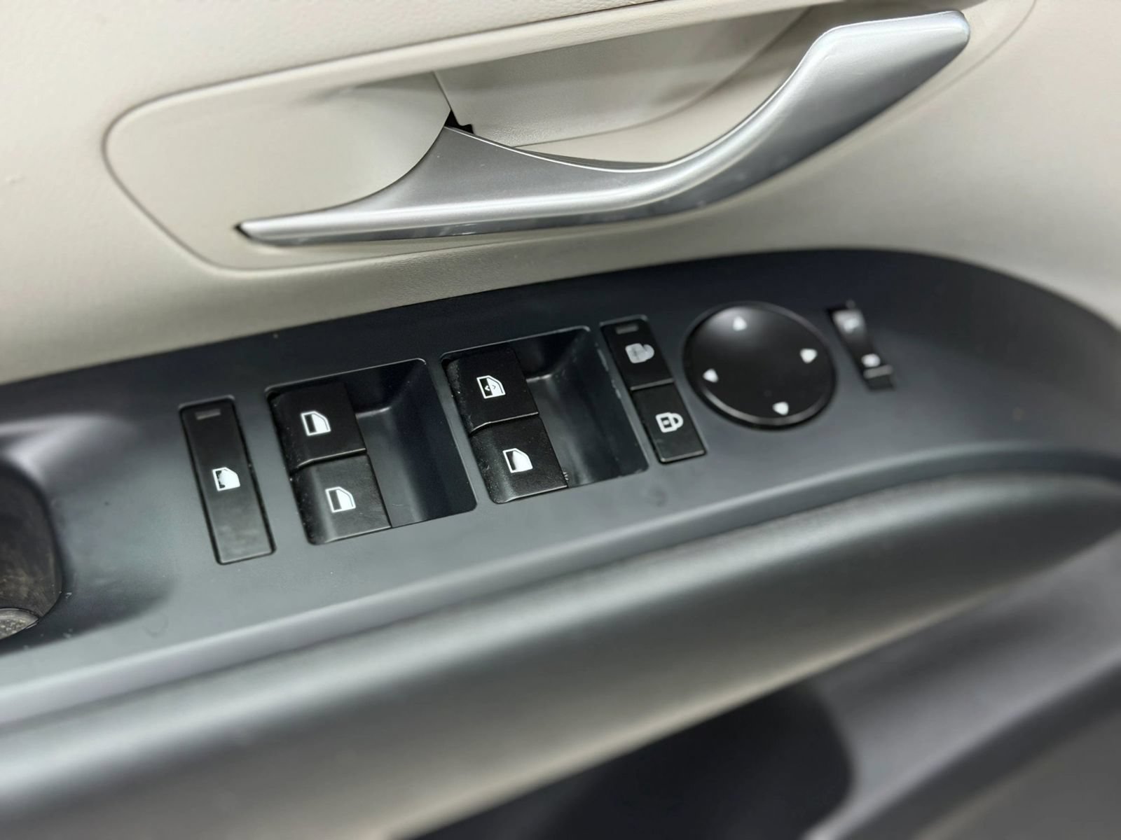 Used 2025 Hyundai Tucson SE AWD/4WD image 22