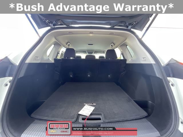 Used 2022 Nissan Rogue SV image 25