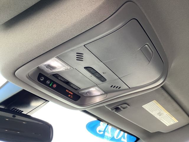 Used 2023 GMC Acadia AT4 w/ Technology Package image 19