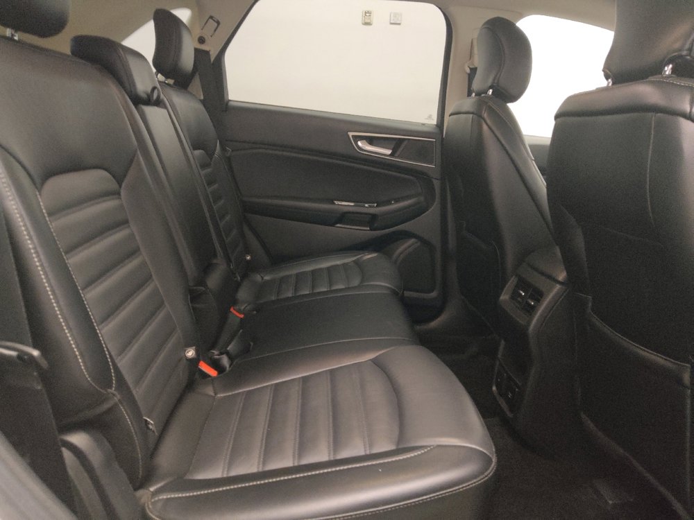 Used 2017 Ford Edge SEL w/ Equipment Group 201A image 19