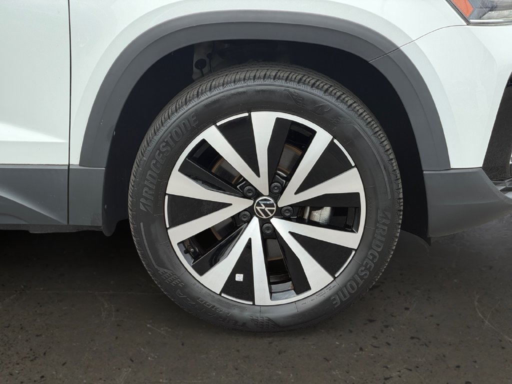 Used 2022 Volkswagen Taos SE AWD/4WD image 10