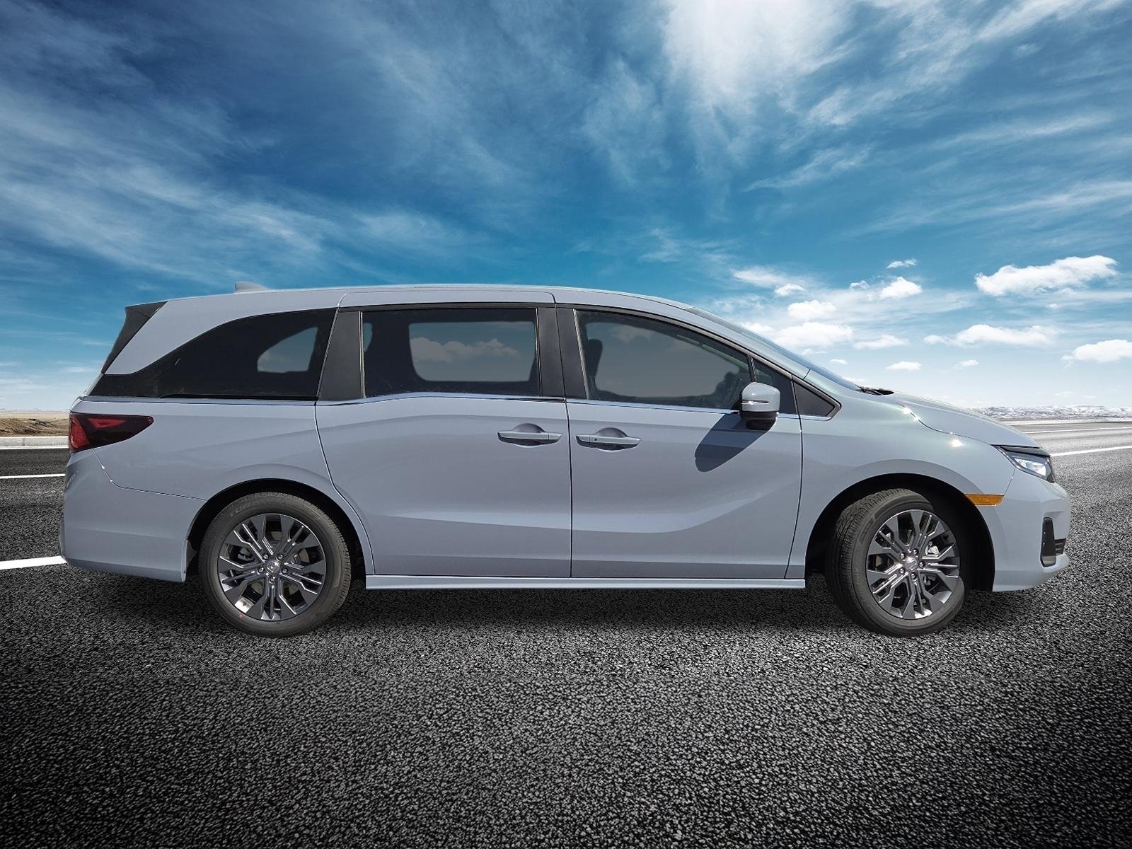 New 2026 Honda Odyssey Touring image 12