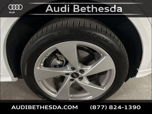 New 2025 Audi Q5 Premium Plus image 9