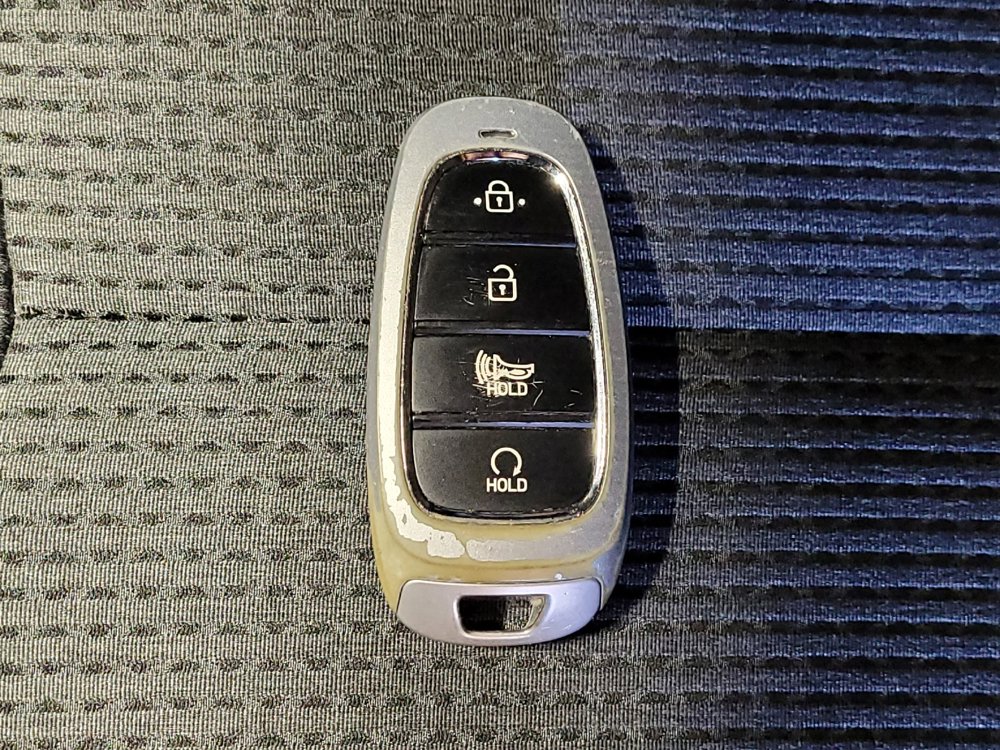 Used 2022 Hyundai Santa Fe SEL image 32