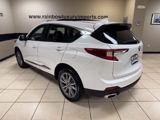 Used 2024 Acura RDX w/ Technology Package AWD/4WD image 4