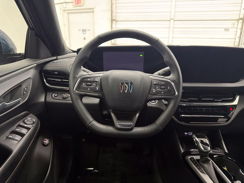 Used 2025 Buick Envista Avenir FWD image 23