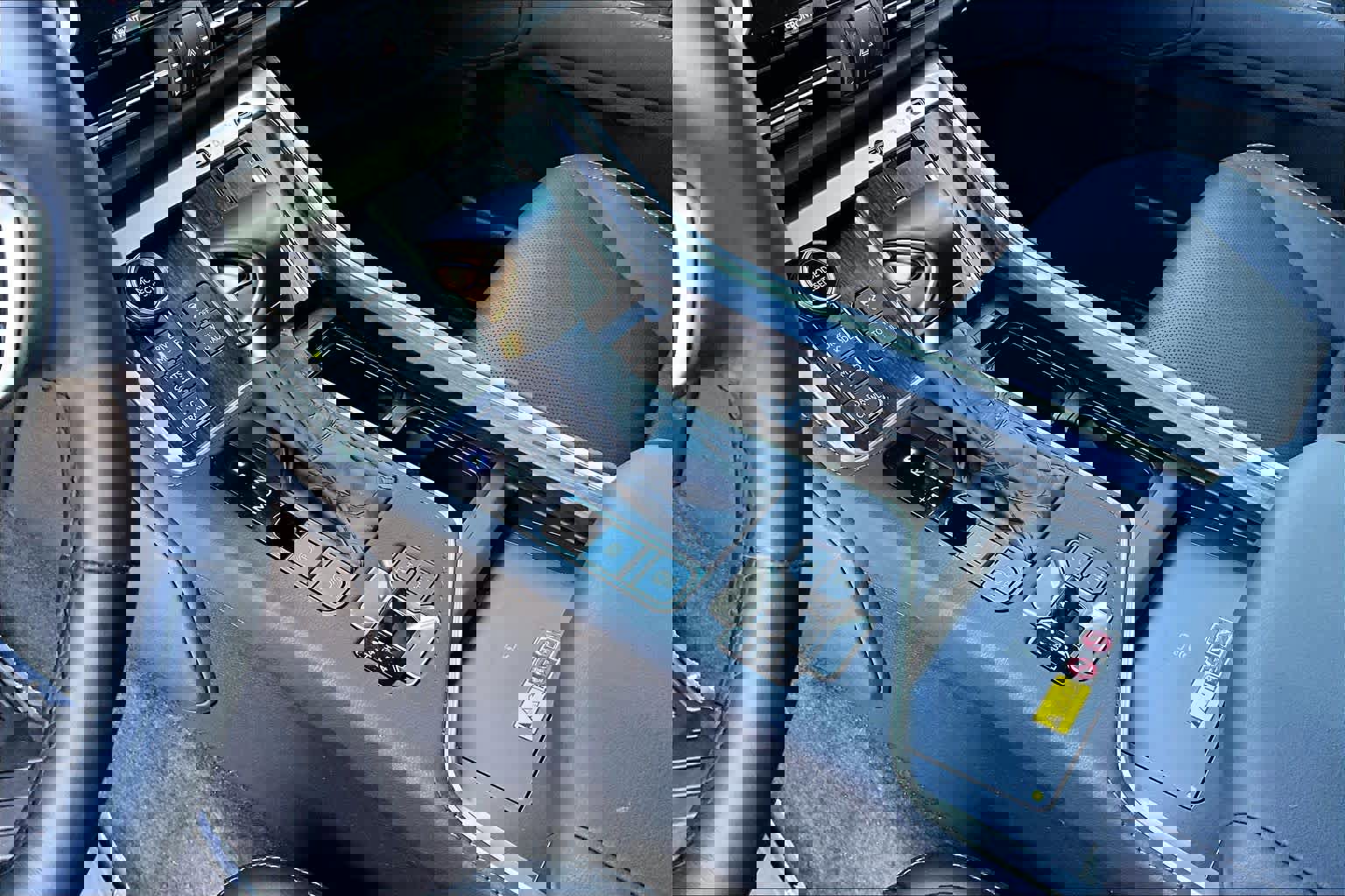 Used 2025 Lexus GX 550 AWD/4WD image 16