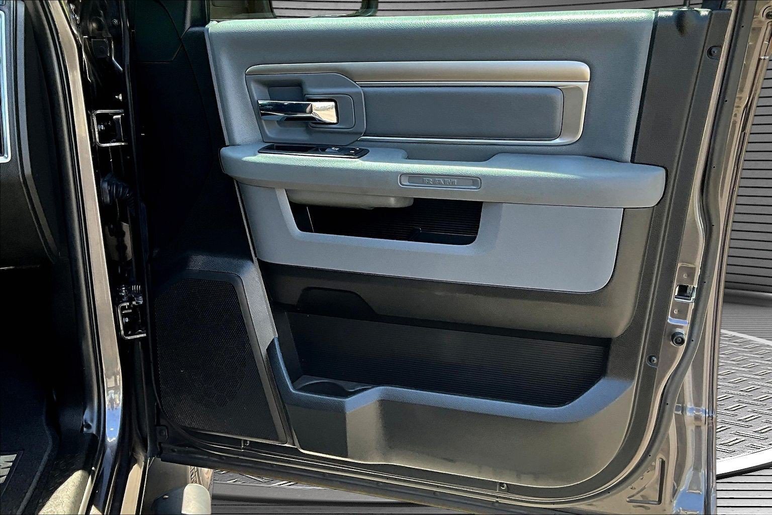 Used 2020 RAM 1500 Warlock w/ Electronics Group AWD/4WD image 20