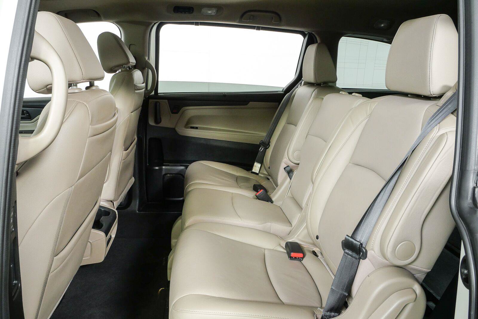 Used 2018 Honda Odyssey EX-L image 16