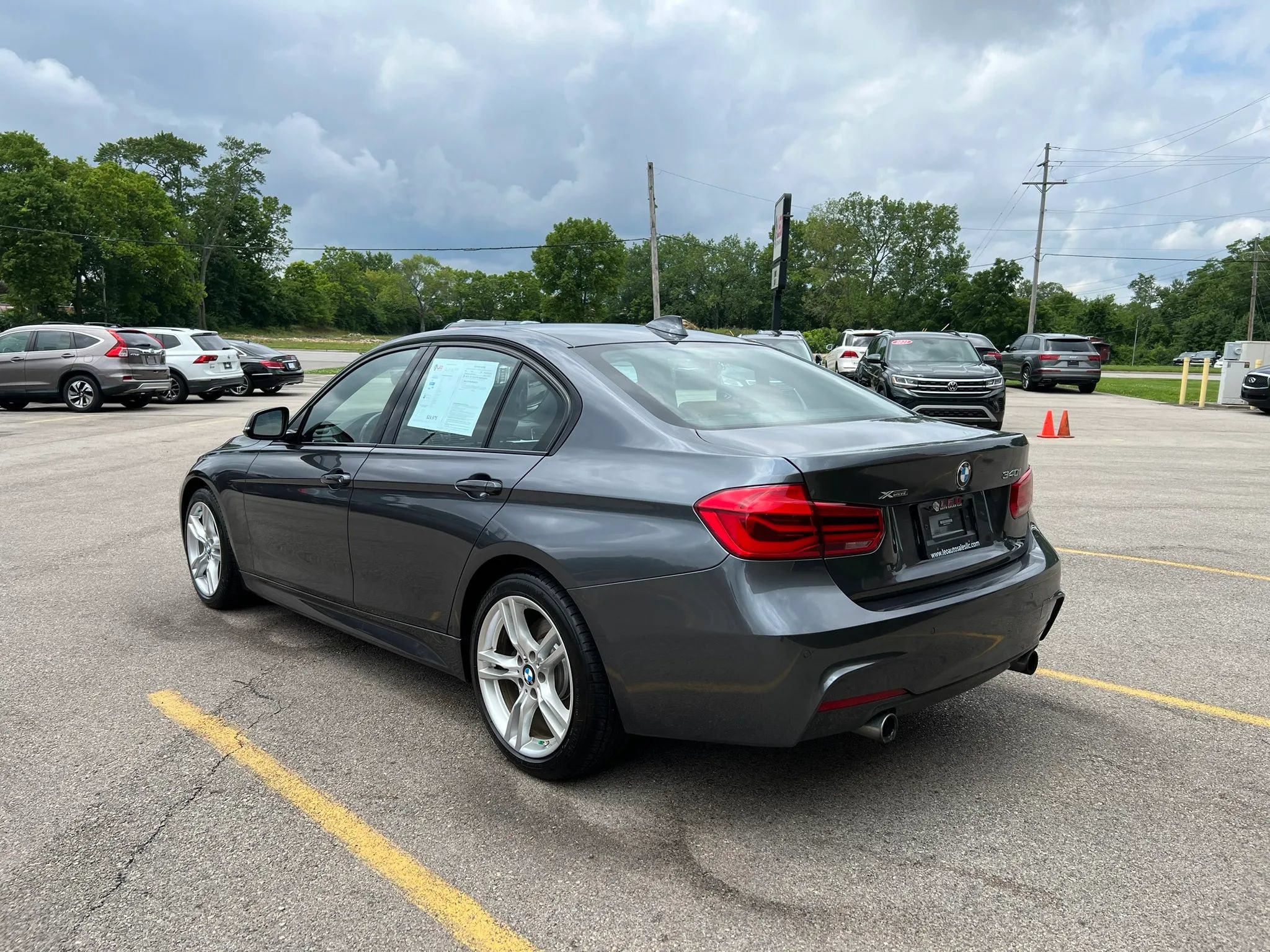Used 2016 BMW 340i xDrive Sedan AWD/4WD image 7
