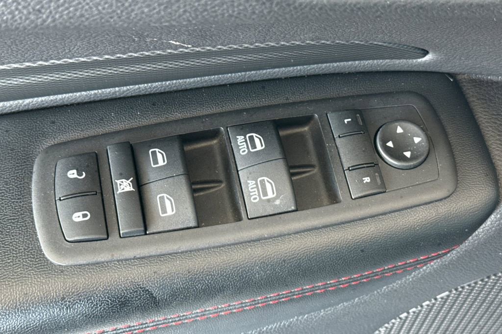 Used 2025 Dodge Durango GT image 17