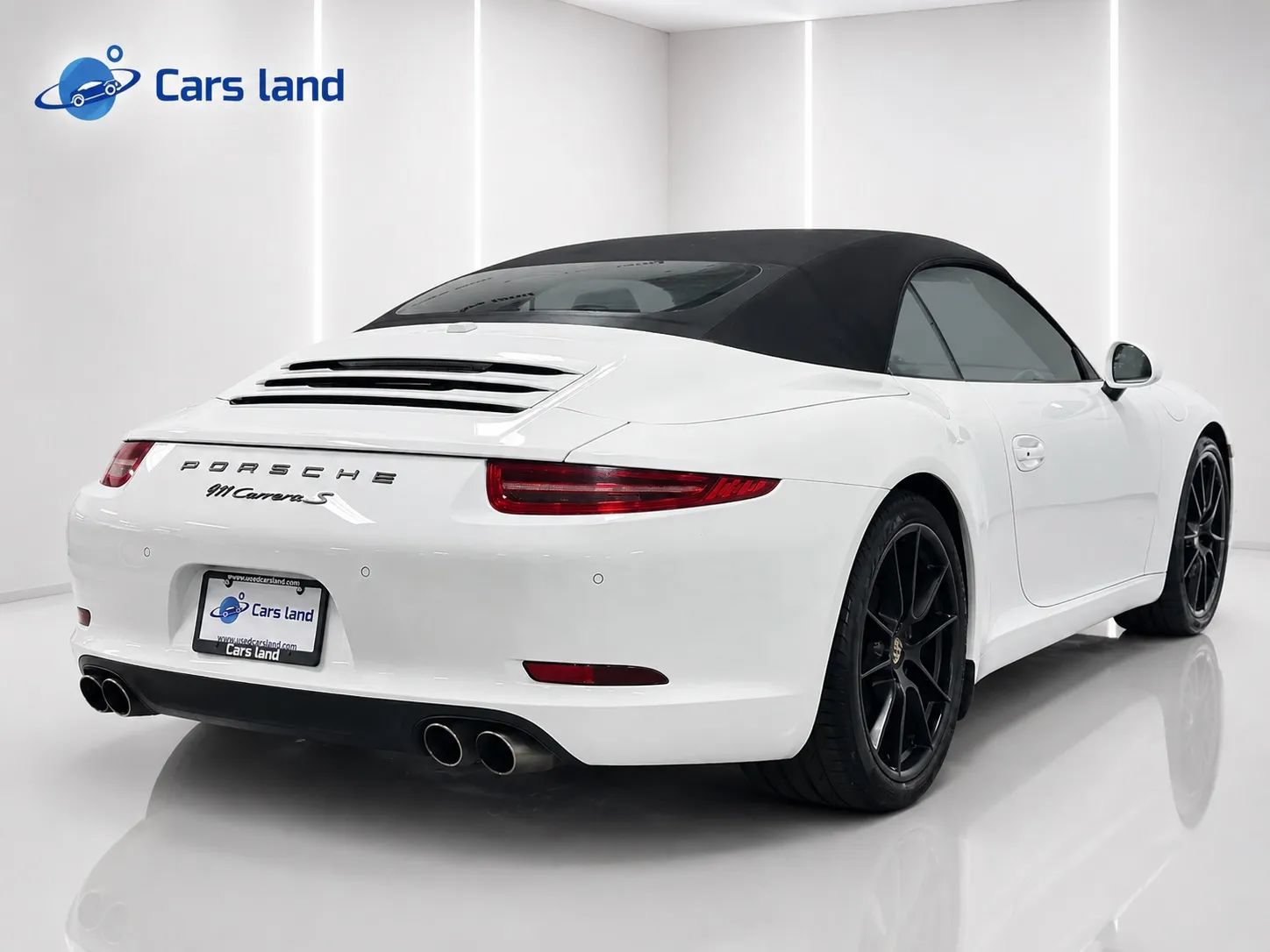 Used 2015 Porsche 911 Carrera S RWD image 3