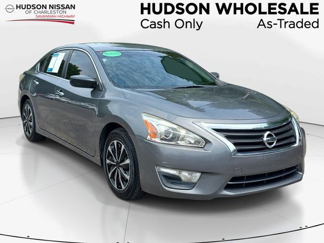 Used 2015 Nissan Altima 2.5 S w/ Power Driver Seat Package FWD image 1