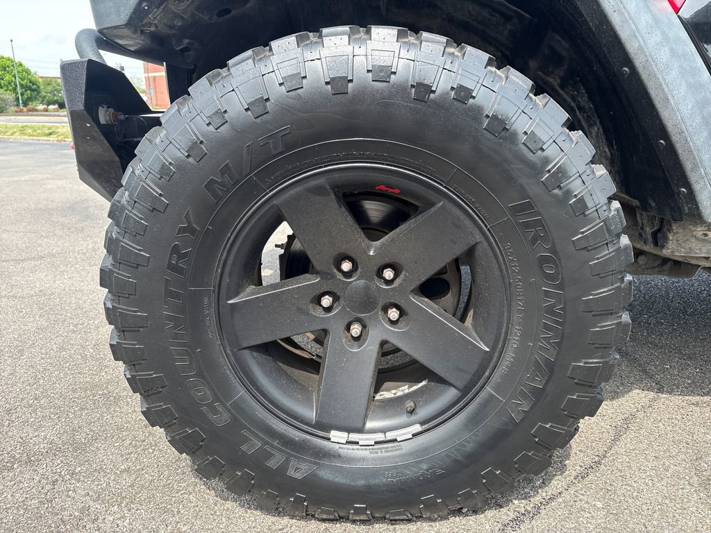 Used 2021 Jeep Wrangler Rubicon AWD/4WD image 9