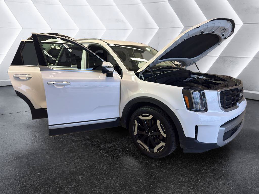 Used 2023 Kia Telluride S AWD/4WD image 9