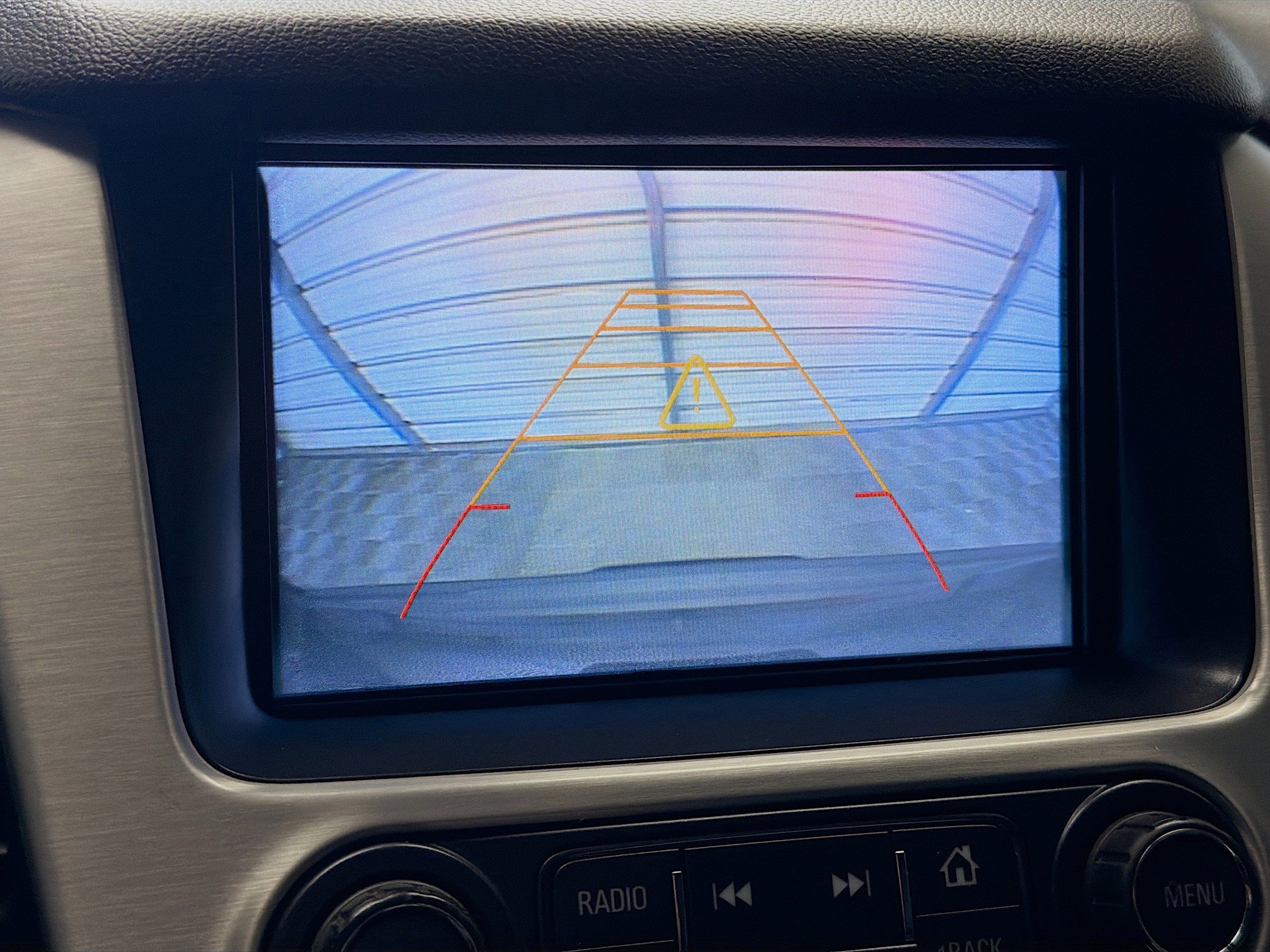 Used 2017 GMC Yukon SLE w/ SLE Value Package image 16