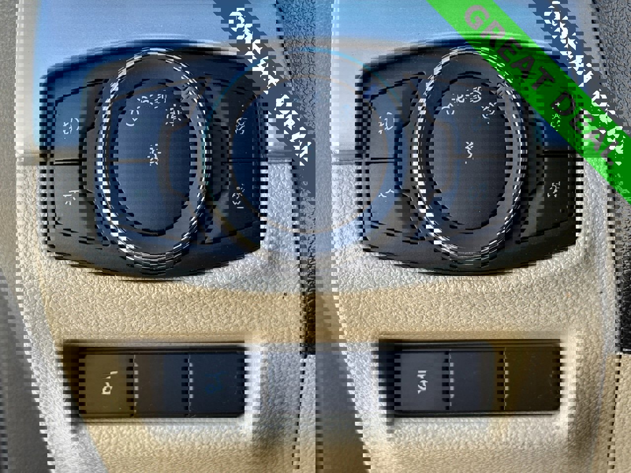 Used 2017 Ford Explorer XLT w/ Equipment Group 202A image 20