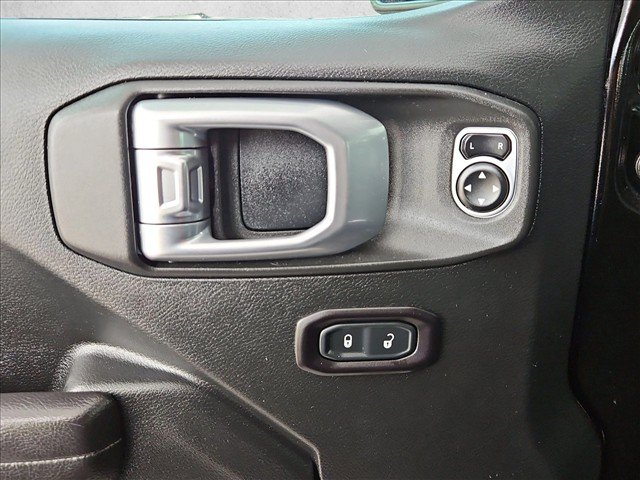 Used 2018 Jeep Wrangler Unlimited Sport S AWD/4WD image 27