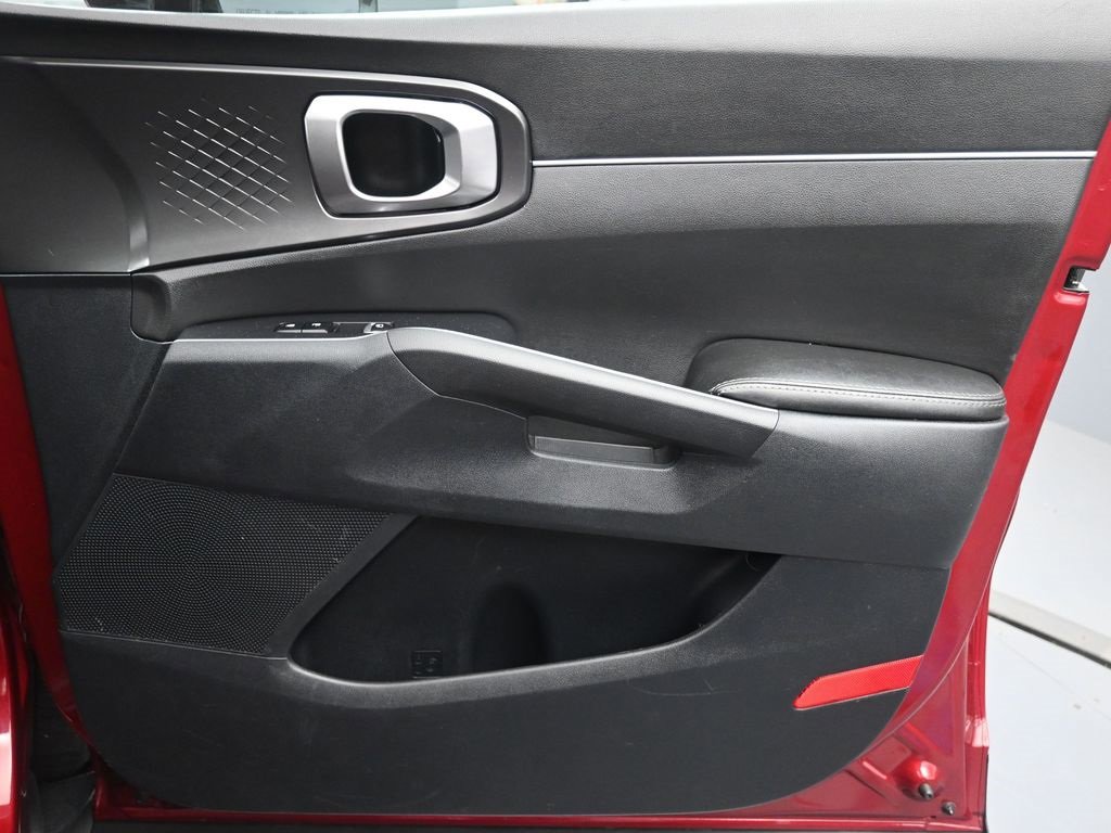 Used 2023 Kia Sorento S w/ Panoramic Sunroof Package image 29