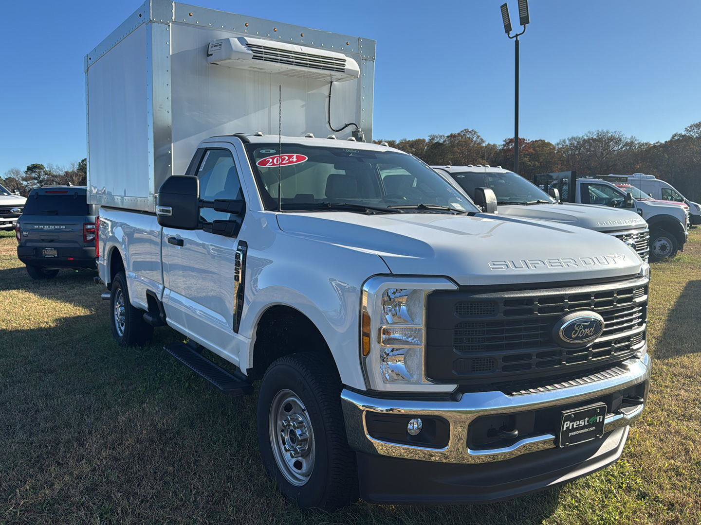 New 2024 Ford F250 XL w/ FX4 Off-Road Package image 4