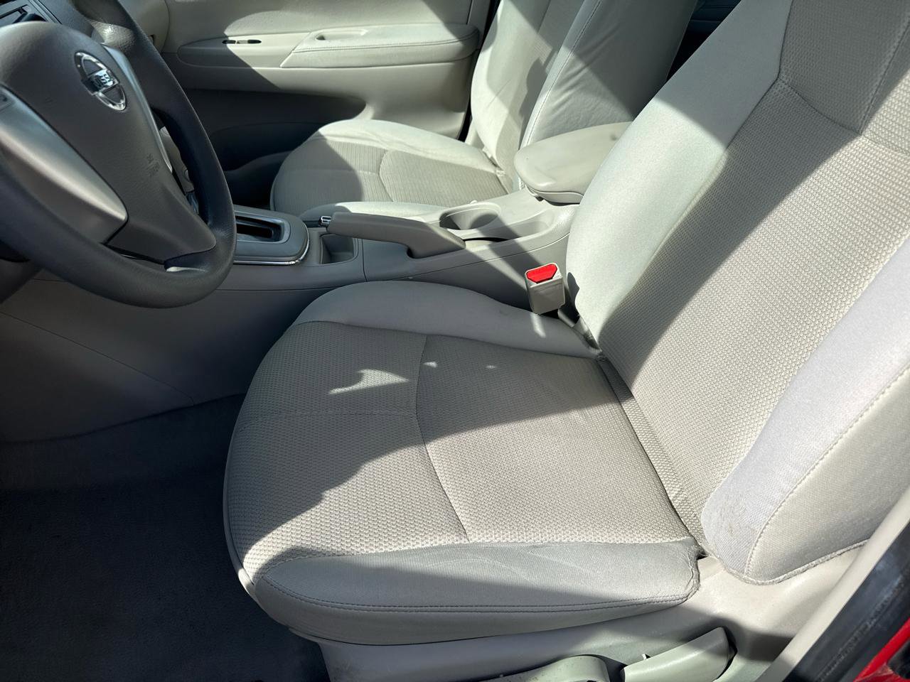 Used 2014 Nissan Sentra S image 10