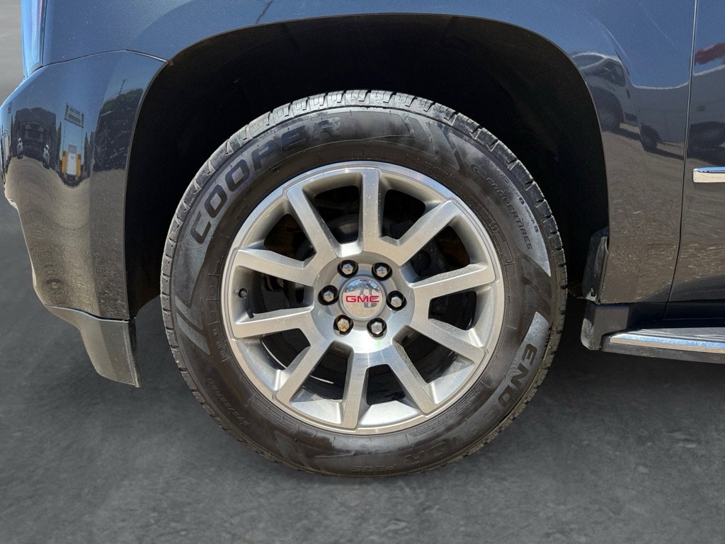 Used 2020 GMC Yukon XL Denali AWD/4WD image 33