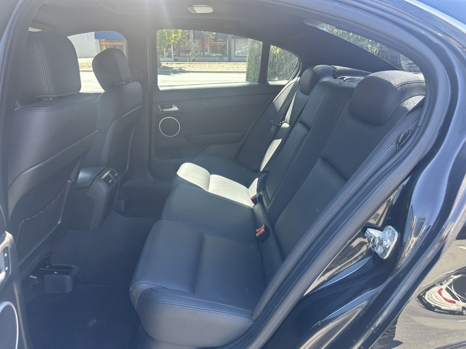 Used 2009 Pontiac G8 GXP RWD image 23