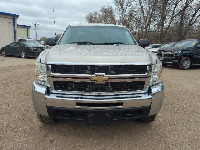 Used 2009 Chevrolet Silverado 2500 LT w/ Interior Plus Package AWD/4WD image 4