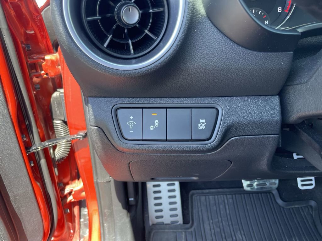 Certified 2023 Kia Forte GT-Line w/ GT-Line Technology Package image 19