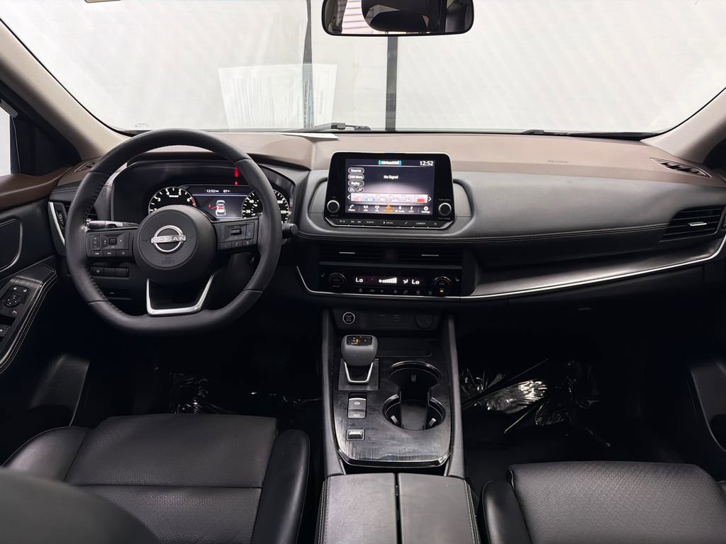 Used 2023 Nissan Rogue SV w/ SV Premium B Package FWD image 24