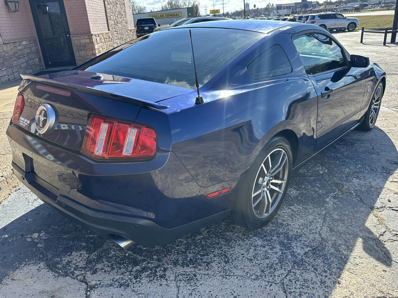 Used 2012 Ford Mustang Premium image 9