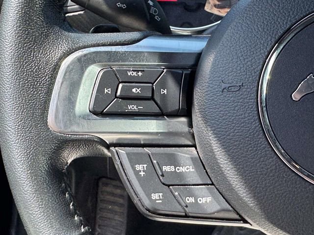 Used 2020 Ford Mustang Coupe w/ Black Accent Package RWD image 21