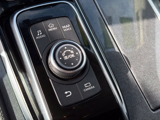 Used 2024 Nissan Armada SV AWD/4WD image 29