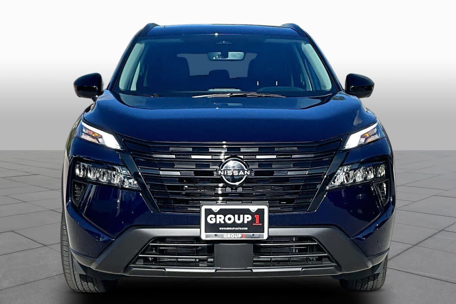 New 2026 Nissan Rogue Dark Armor FWD image 3