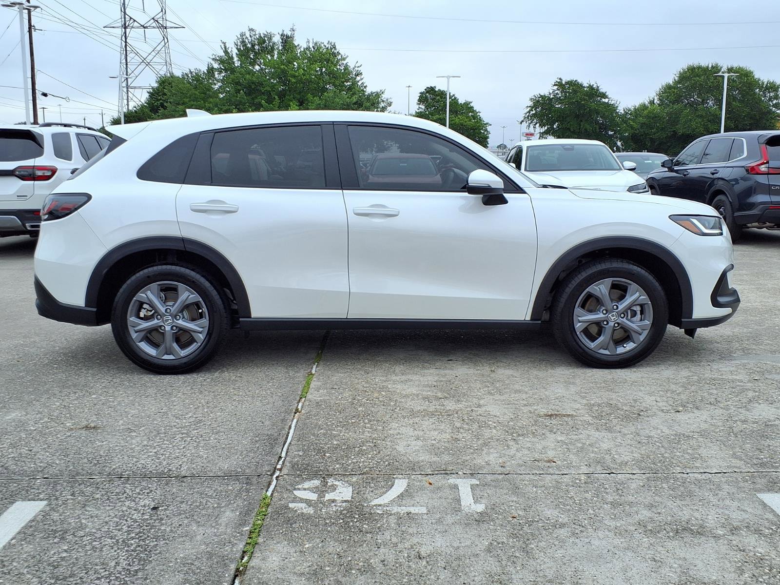 Certified 2026 Honda HR-V LX image 24