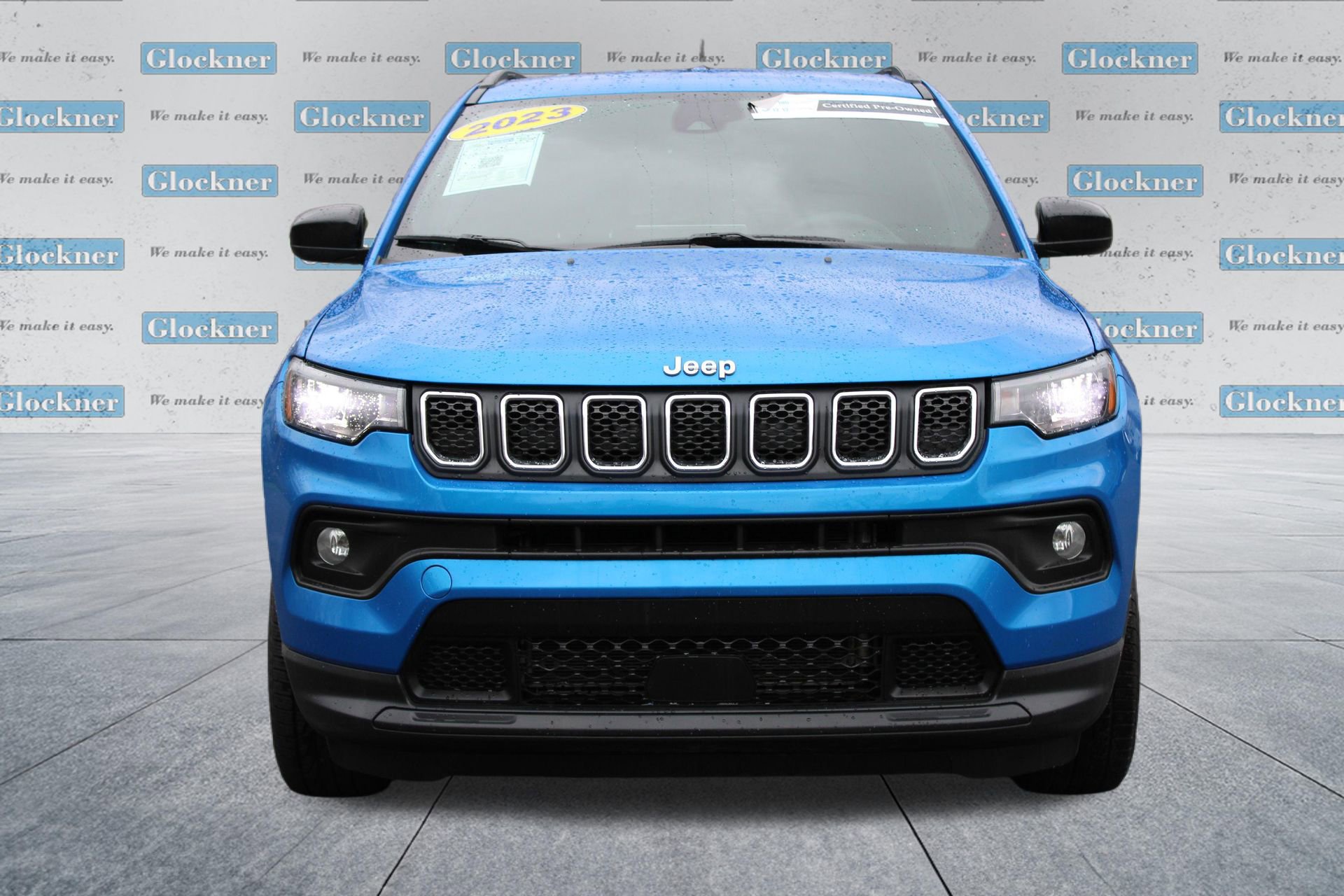 Used 2023 Jeep Compass Latitude image 2
