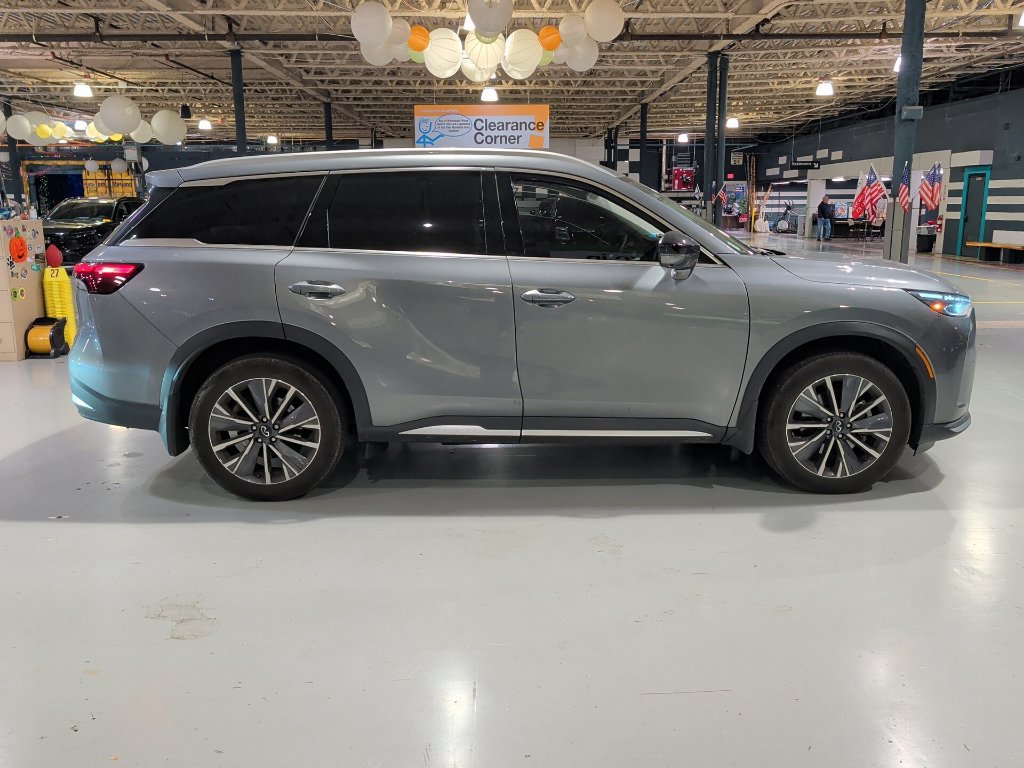 Used 2026 INFINITI QX60 Luxe w/ Cargo Package AWD/4WD image 12