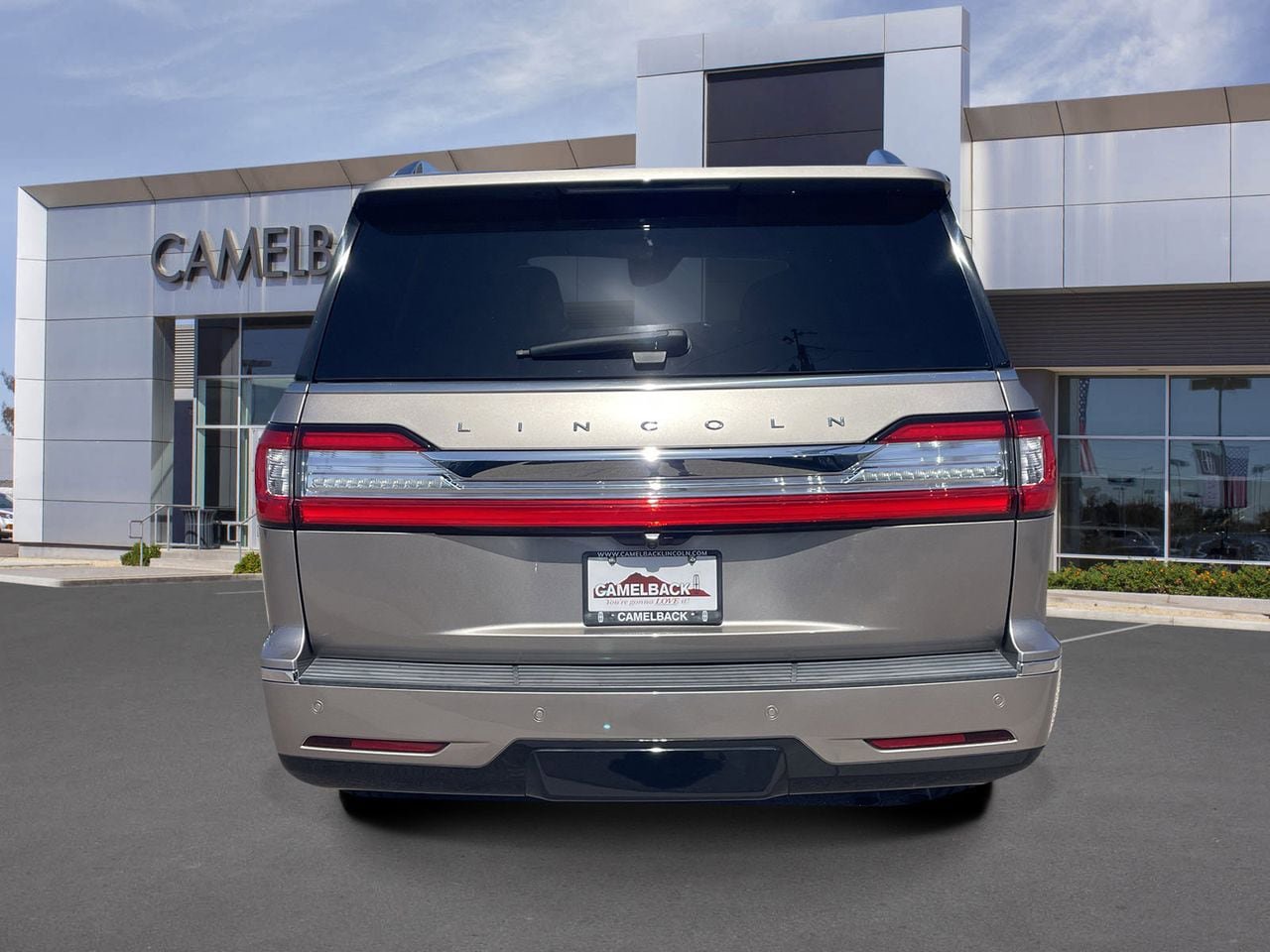 Used 2020 Lincoln Navigator Reserve w/ Luxury Package AWD/4WD image 5
