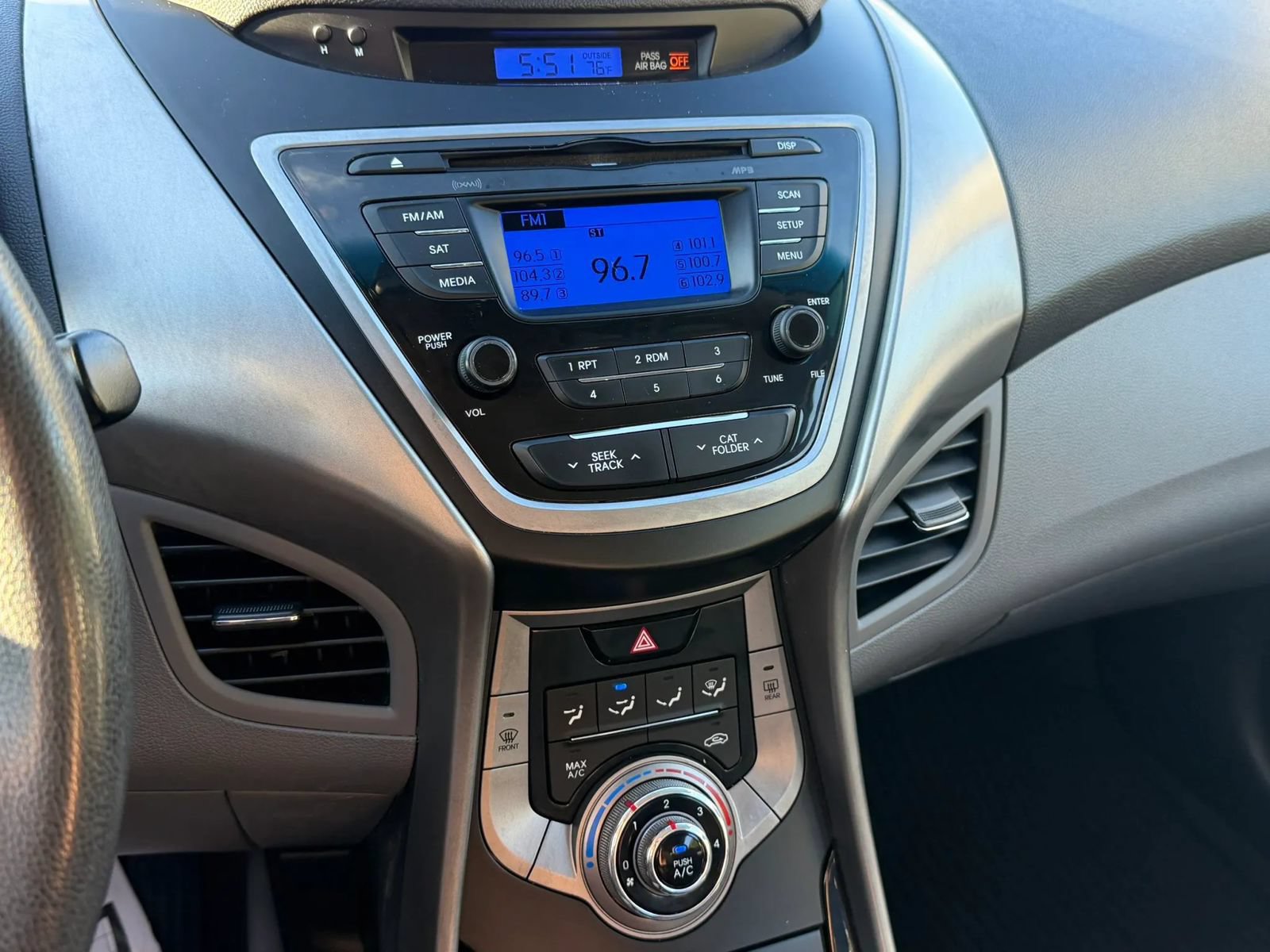Used 2013 Hyundai Elantra GLS FWD image 6