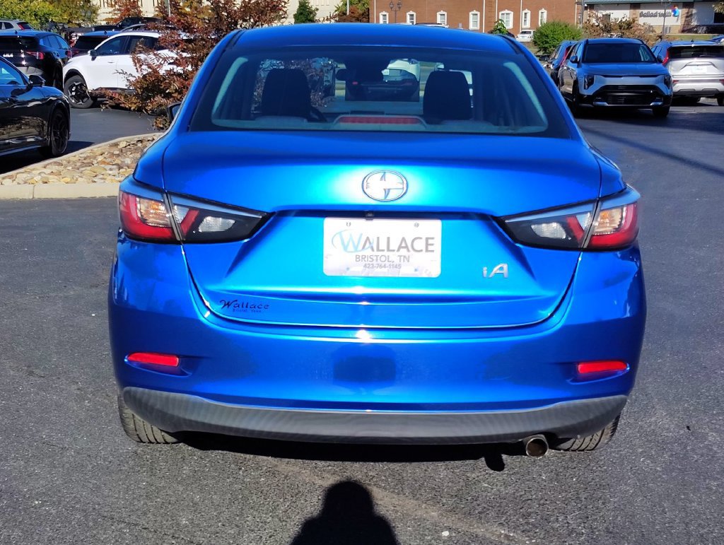 Used 2016 Scion iA FWD image 5