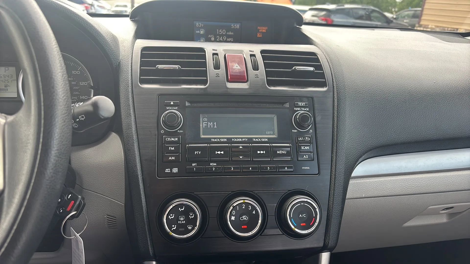 Used 2015 Subaru Forester 2.5i w/ Alloy Wheel Package image 8