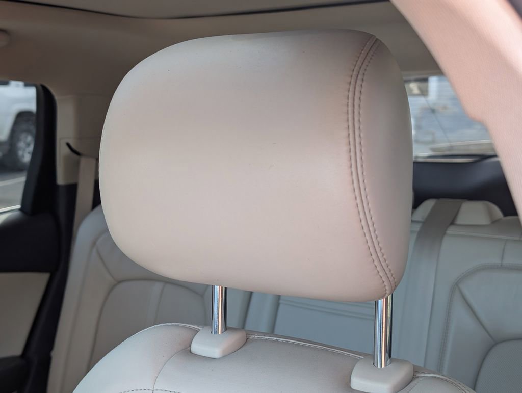 Used 2020 Lincoln Nautilus Reserve w/ Equipment Group 202A image 14