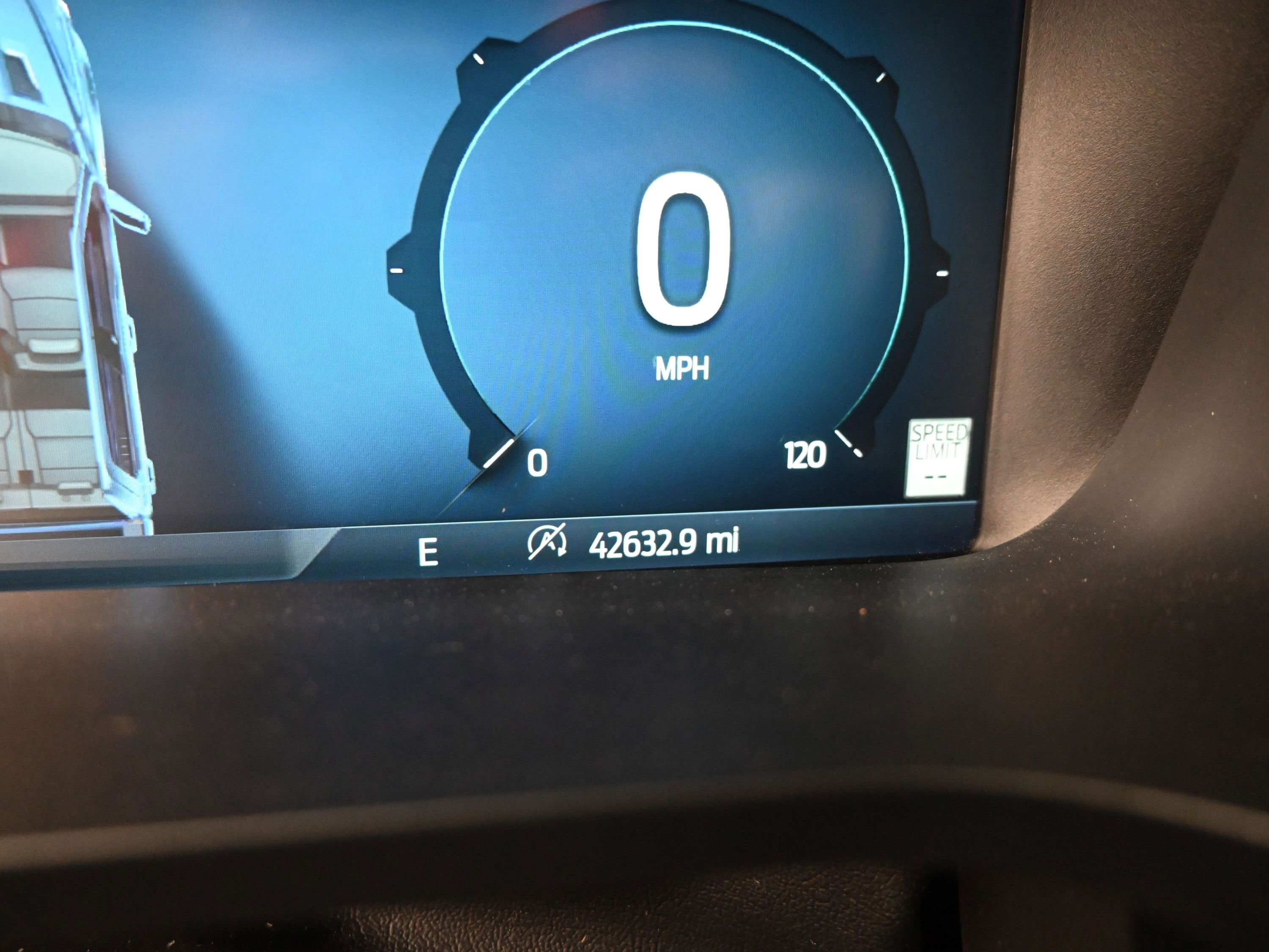 Certified 2024 Ford F150 Platinum w/ Equipment Group 702A High image 19