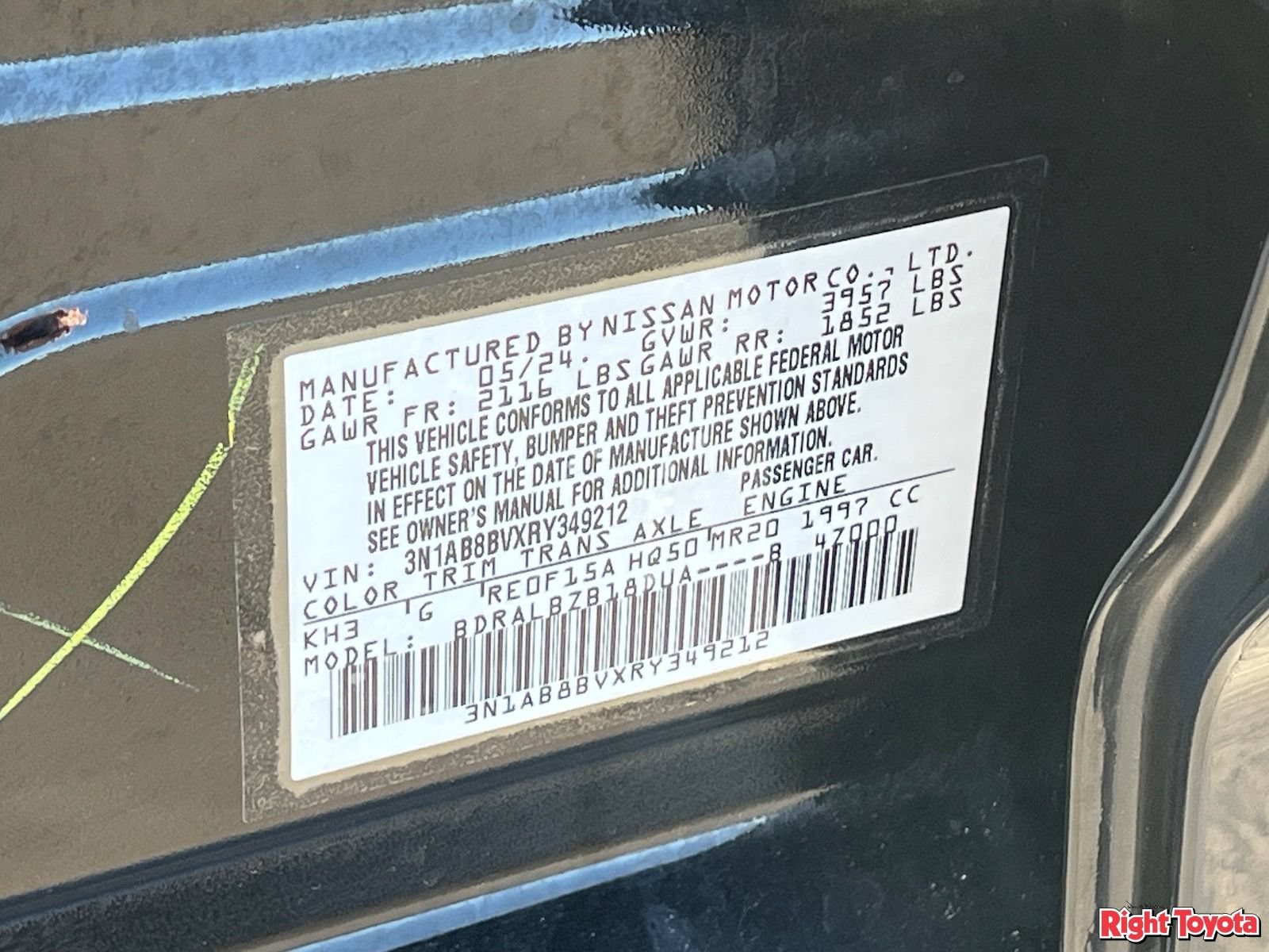 Used 2024 Nissan Sentra S FWD image 32
