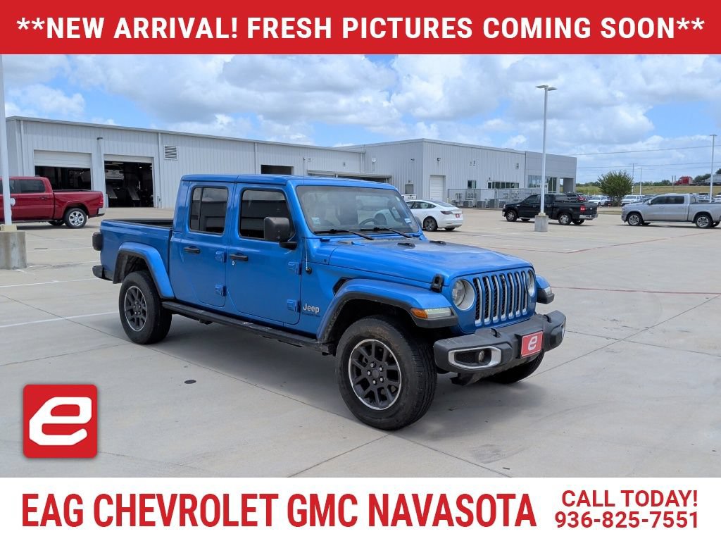 Used 2022 Jeep Gladiator Overland w/ LED Lighting Group AWD/4WD image 1